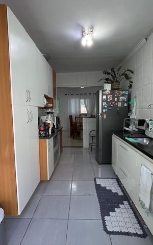 Casa à venda com 130m², 1 quarto e 3 vagas Casa à venda com 130m², 1 quarto e 3 vagasCozinha