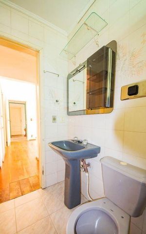 Apartamento à venda com 120m², 3 quartos e 2 vagas Apartamento à venda com 120m², 3 quartos e 2 vagasBanheiro
