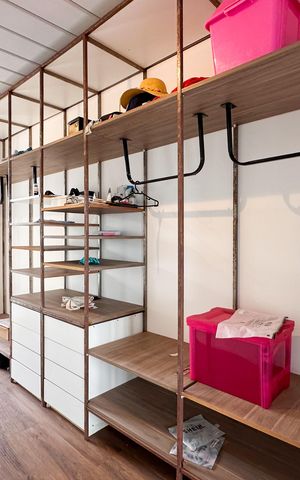 Casa à venda com 166m², 3 quartos e 3 vagasCloset da suíte 2