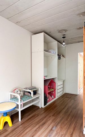 Casa à venda com 166m², 3 quartos e 3 vagasSuíte 1