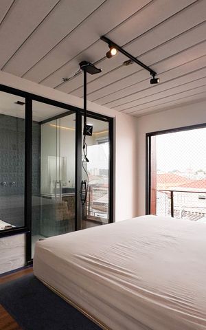 Casa à venda com 166m², 3 quartos e 3 vagasSuíte 2