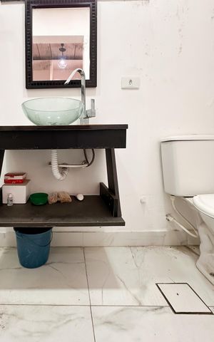 Casa à venda com 166m², 3 quartos e 3 vagasBanheiro da Suíte 1