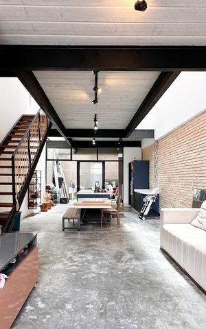 Casa à venda com 166m², 3 quartos e 3 vagasSala