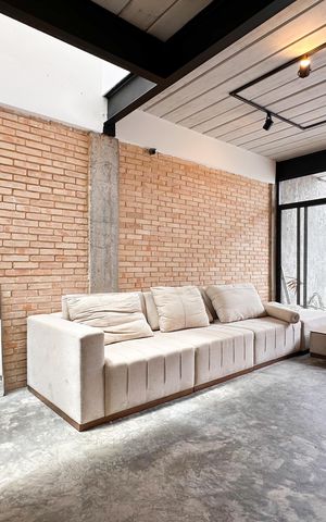 Casa à venda com 166m², 3 quartos e 3 vagasSala
