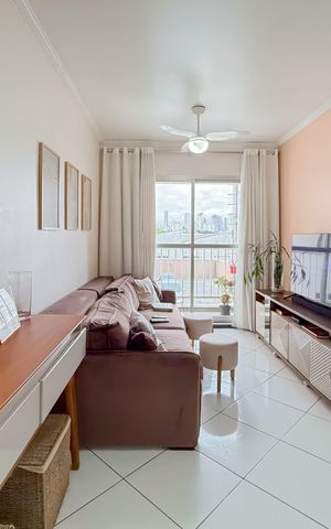 Apartamento à venda com 62m², 3 quartos e 1 vaga Apartamento à venda com 62m², 3 quartos e 1 vagaSala