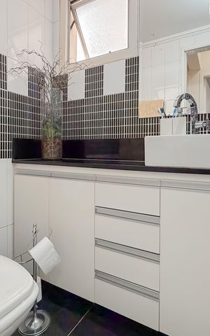 Apartamento à venda com 62m², 3 quartos e 1 vaga Apartamento à venda com 62m², 3 quartos e 1 vagaBanheiro Social