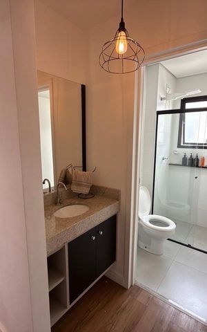 Apartamento para alugar com 62m², 2 quartos e 2 vagas Apartamento para alugar com 62m², 2 quartos e 2 vagasBanheiro