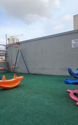 Apartamento para alugar com 60m², 2 quartos e 1 vaga Apartamento para alugar com 60m², 2 quartos e 1 vagaÁrea comum - Playground