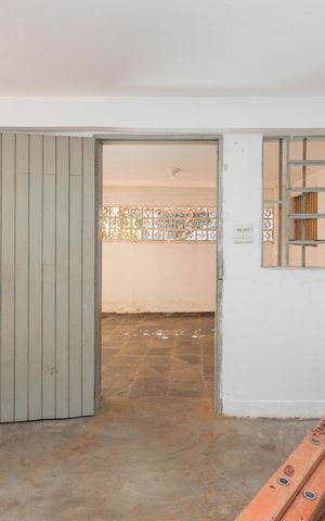 Casa à venda com 130m², 2 quartos e 2 vagas Casa à venda com 130m², 2 quartos e 2 vagasQuarto de Serviço