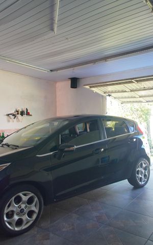 Casa à venda com 132m², 3 quartos e 2 vagasGaragem