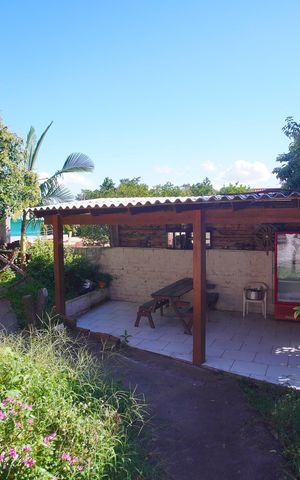 Casa à venda com 132m², 3 quartos e 2 vagasQuintal