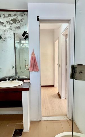 Apartamento à venda com 78m², 2 quartos e 1 vaga Apartamento à venda com 78m², 2 quartos e 1 vagaBanheiro