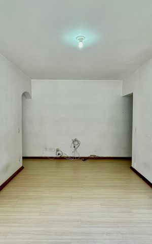 Apartamento à venda com 78m², 2 quartos e 1 vaga Apartamento à venda com 78m², 2 quartos e 1 vagaSala