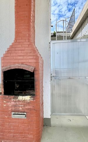 Apartamento à venda com 78m², 2 quartos e 1 vaga Apartamento à venda com 78m², 2 quartos e 1 vagaÁrea comum - Salão de festas