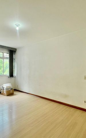 Apartamento à venda com 78m², 2 quartos e 1 vaga Apartamento à venda com 78m², 2 quartos e 1 vagaSala