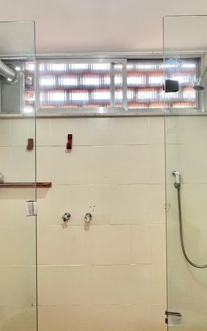 Apartamento à venda com 78m², 2 quartos e 1 vaga Apartamento à venda com 78m², 2 quartos e 1 vagaBanheiro