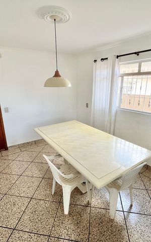 Casa à venda com 212m², 3 quartos e 4 vagas Casa à venda com 212m², 3 quartos e 4 vagasSala de Jantar