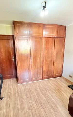 Casa à venda com 212m², 3 quartos e 4 vagas Casa à venda com 212m², 3 quartos e 4 vagasQuarto 3