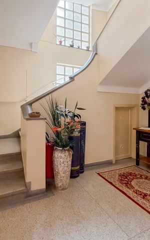 Apartamento à venda com 74m², 2 quartos e 1 vaga Apartamento à venda com 74m², 2 quartos e 1 vagaHall de Entrada