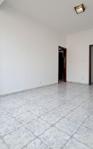 Apartamento à venda com 74m², 2 quartos e 1 vaga Apartamento à venda com 74m², 2 quartos e 1 vagaSala