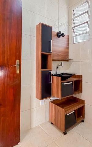 Apartamento à venda com 74m², 2 quartos e 1 vaga Apartamento à venda com 74m², 2 quartos e 1 vagaBanheiro Social