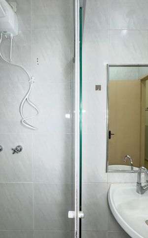 Casa à venda com 305m², 4 quartos e 2 vagasBanheiro