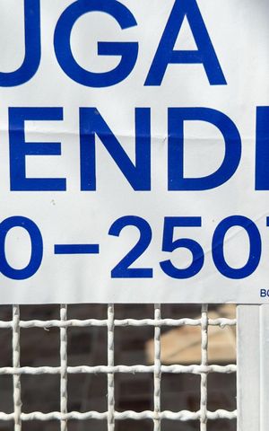 Casa à venda com 305m², 4 quartos e 2 vagasFachada