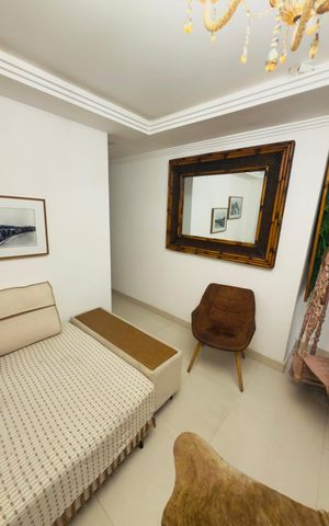 Apartamento à venda com 230m², 3 quartos e 1 vaga Apartamento à venda com 230m², 3 quartos e 1 vagaSala
