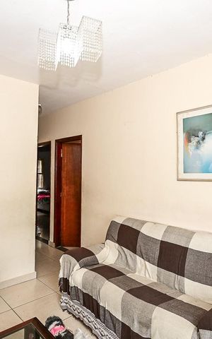Casa à venda com 150m², 3 quartos e 3 vagasSala
