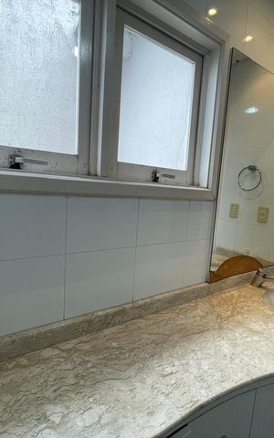 Casa à venda com 227m², 4 quartos e 3 vagas