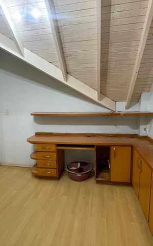 Casa à venda com 227m², 4 quartos e 3 vagas