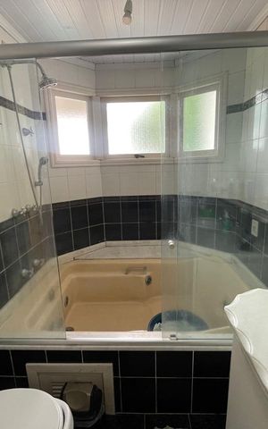 Casa à venda com 227m², 4 quartos e 3 vagas