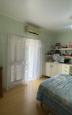 Casa à venda com 227m², 4 quartos e 3 vagas