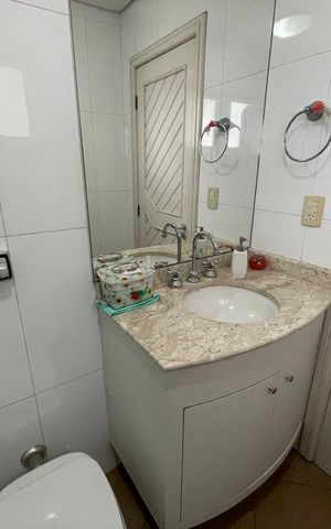 Casa à venda com 227m², 4 quartos e 3 vagas
