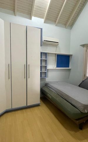 Casa à venda com 227m², 4 quartos e 3 vagas
