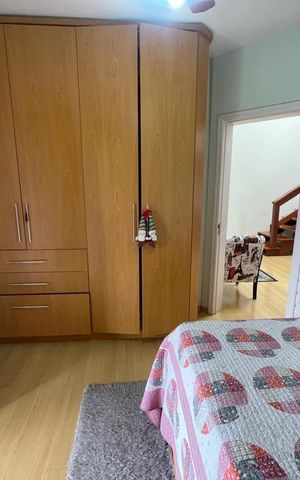 Casa à venda com 227m², 4 quartos e 3 vagas