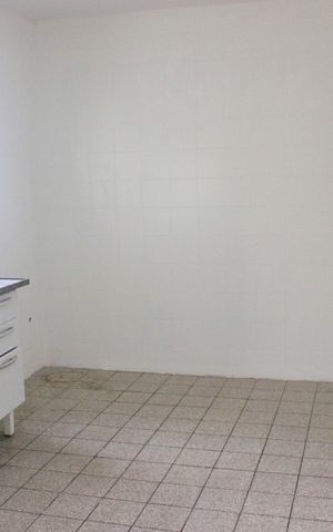 Casa à venda com 190m², 3 quartos e 2 vagasCozinha 