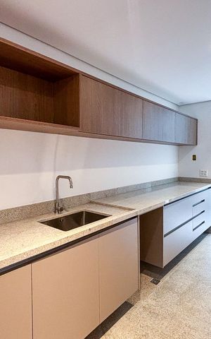 Apartamento à venda com 140m², 2 quartos e 2 vagas