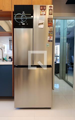 Apartamento para alugar com 81m², 2 quartos e 2 vagas