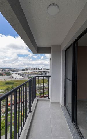 Apartamento para alugar com 42m², 2 quartos e 1 vaga Apartamento para alugar com 42m², 2 quartos e 1 vagaVaranda e Área de Serviço