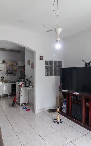 Casa para alugar com 180m², 2 quartos e 2 vagas Casa para alugar com 180m², 2 quartos e 2 vagasSala