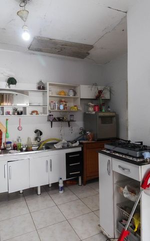 Casa para alugar com 180m², 2 quartos e 2 vagas Casa para alugar com 180m², 2 quartos e 2 vagasCozinha