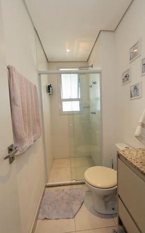 Apartamento à venda com 70m², 2 quartos e 2 vagasBanheiro da suite