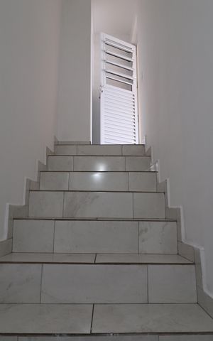 Apartamento à venda com 70m², 2 quartos e 1 vagaEscada Cobertura