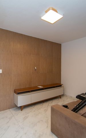 Casa à venda com 220m², 3 quartos e 4 vagas Casa à venda com 220m², 3 quartos e 4 vagasSALA