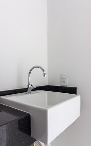 Studio à venda com 27m², 1 quarto e sem vaga Studio à venda com 27m², 1 quarto e sem vagaBanheiro