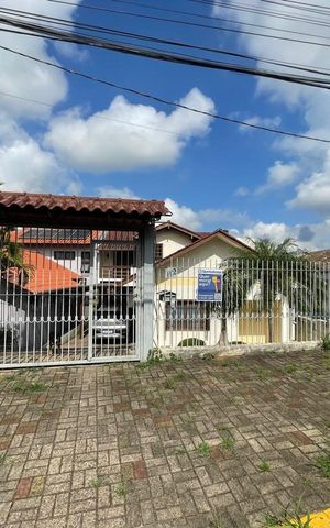 Casa à venda com 212m², 3 quartos e 4 vagasPlaca Cod.COEY-1259