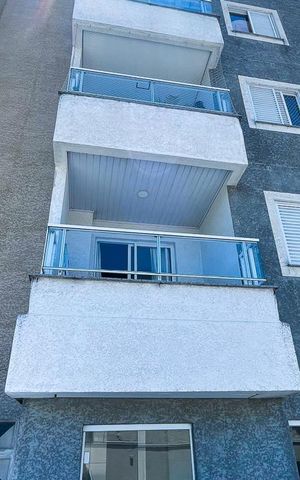 Apartamento para alugar com 51m², 2 quartos e 1 vaga Apartamento para alugar com 51m², 2 quartos e 1 vagaFachada