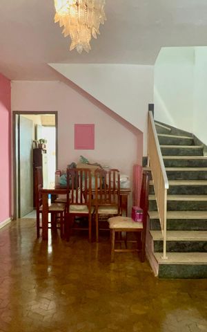 Casa à venda com 93m², 2 quartos e 1 vaga Casa à venda com 93m², 2 quartos e 1 vagaSala