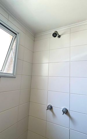 Apartamento à venda com 128m², 4 quartos e 3 vagas Apartamento à venda com 128m², 4 quartos e 3 vagasBanheiro da Suíte 1